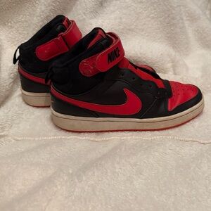 Nike Kids Black and Red Sneakers